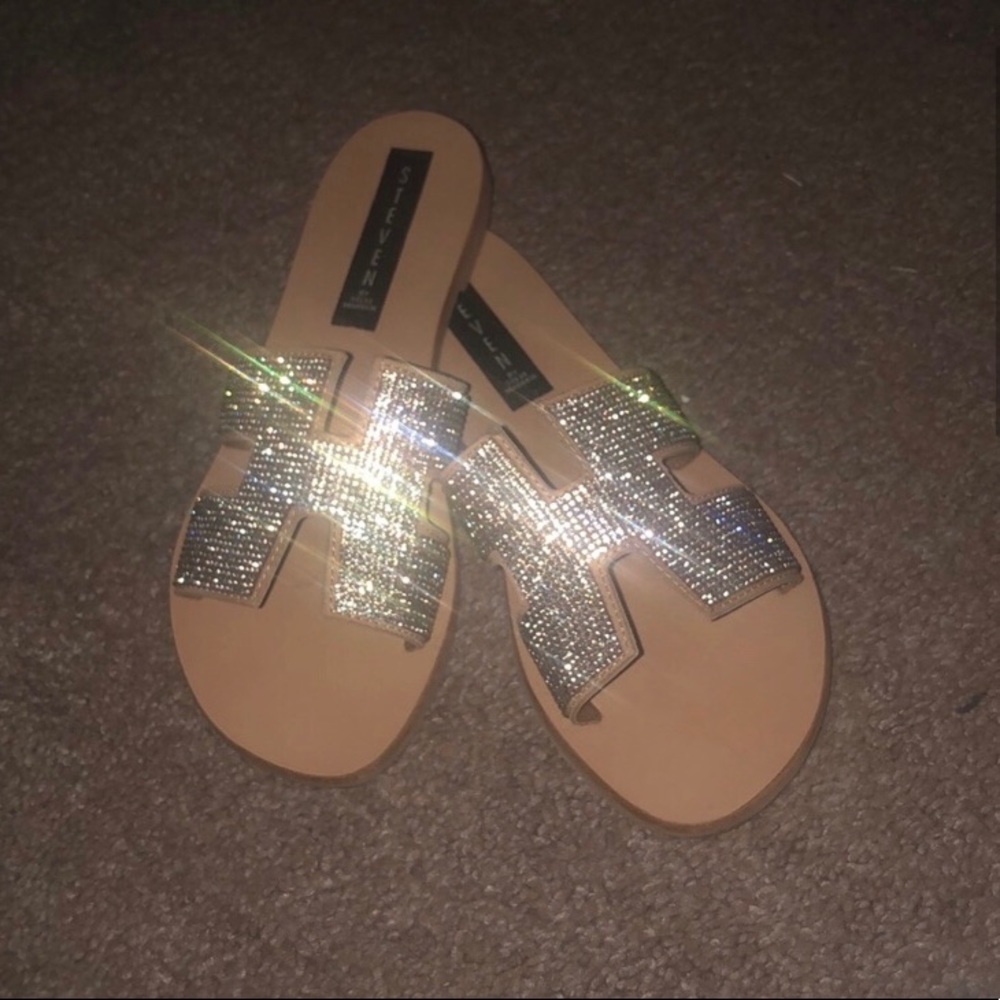 Steve Madden Greece Sandals